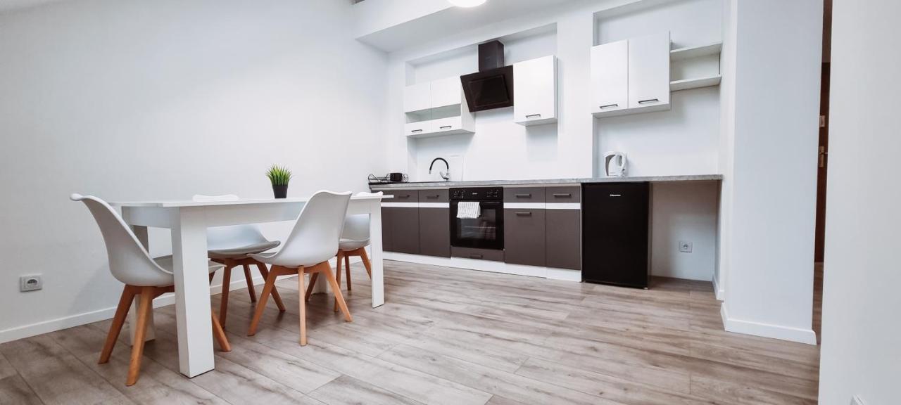Sunny Apartment 8 Krakow Ngoại thất bức ảnh